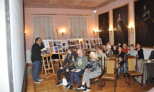 Image description